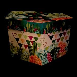 Floral designed gift box